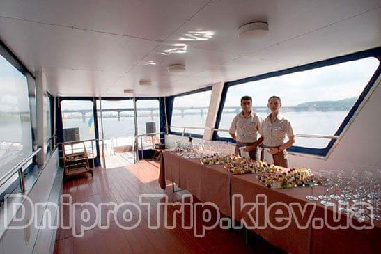 Теплоход Виктория