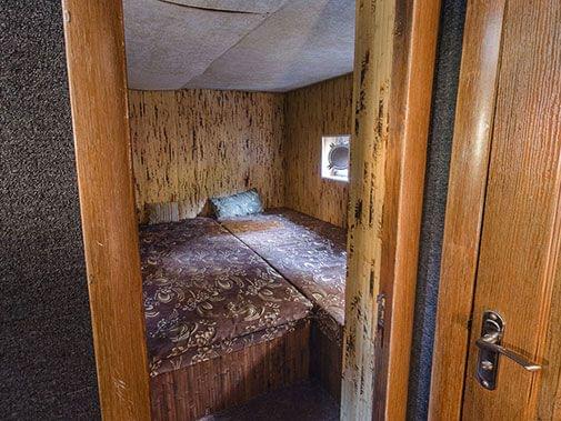 Теплоход "Весна"