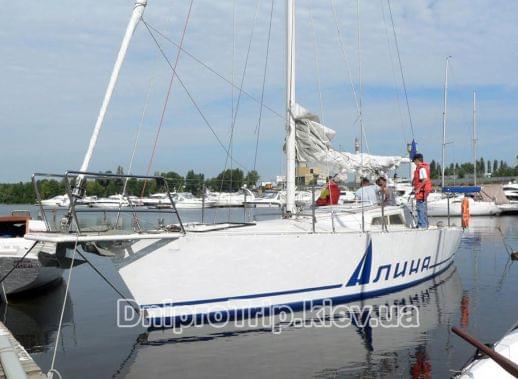 Яхта "Алина"