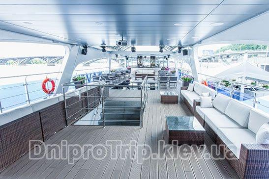 Яхта "Сильвер Вейв"