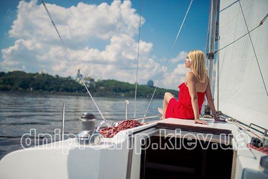 Яхта "Пилар"