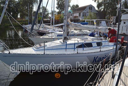 Яхта "Карина"