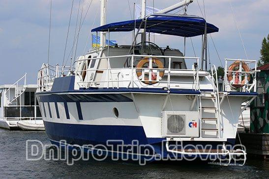 Яхта "Данапр"