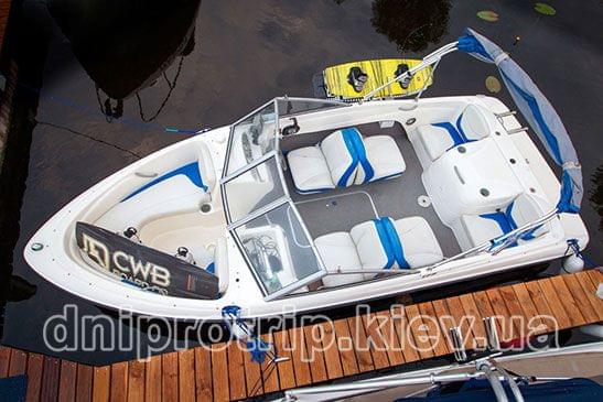 Катер "Bayliner 175"