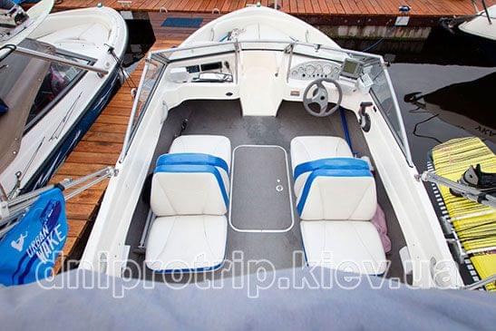 Катер "Bayliner 175"